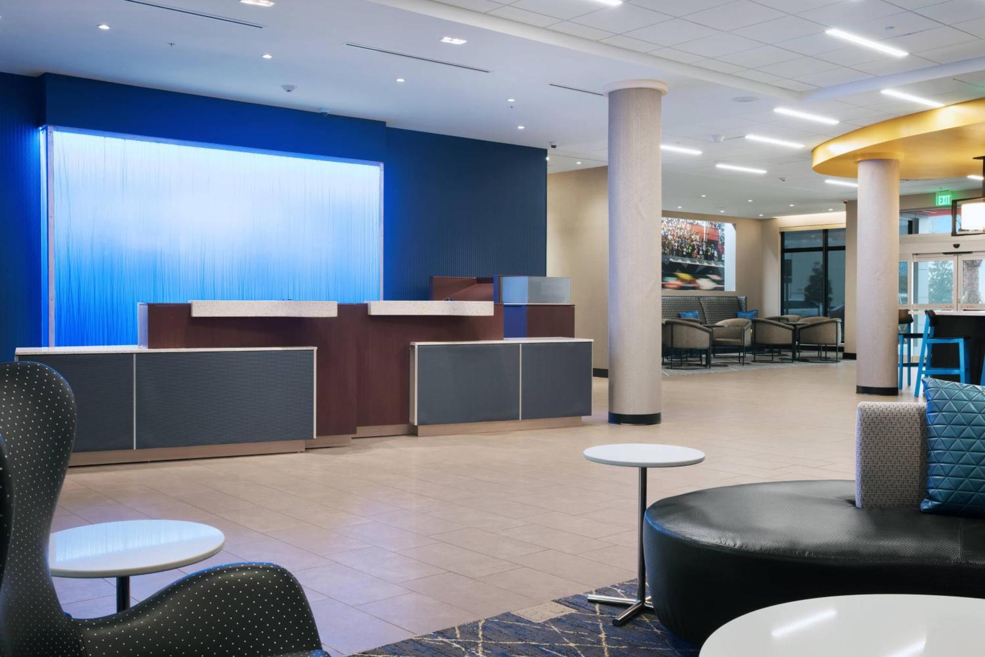 Hotel Fairfield & By Marriott Daytona Speedway/airport 3*